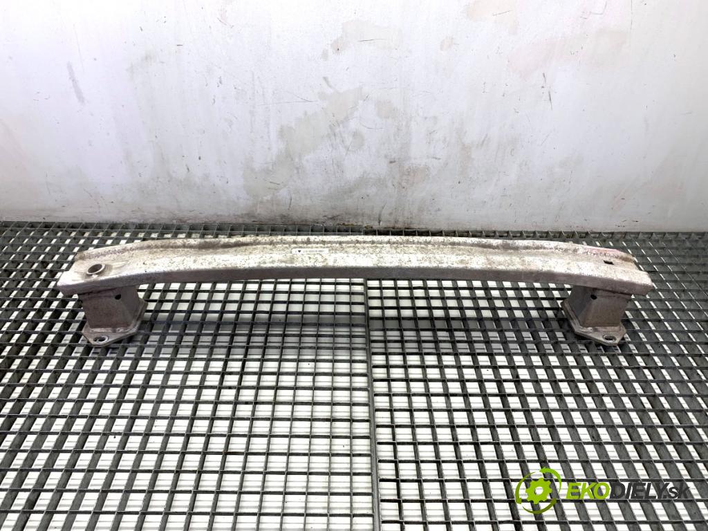 BMW F48 SUV 2018 103 kW sDrive 18 i 1499 Výstuha nárazníka zad  (Výstuha zadná)