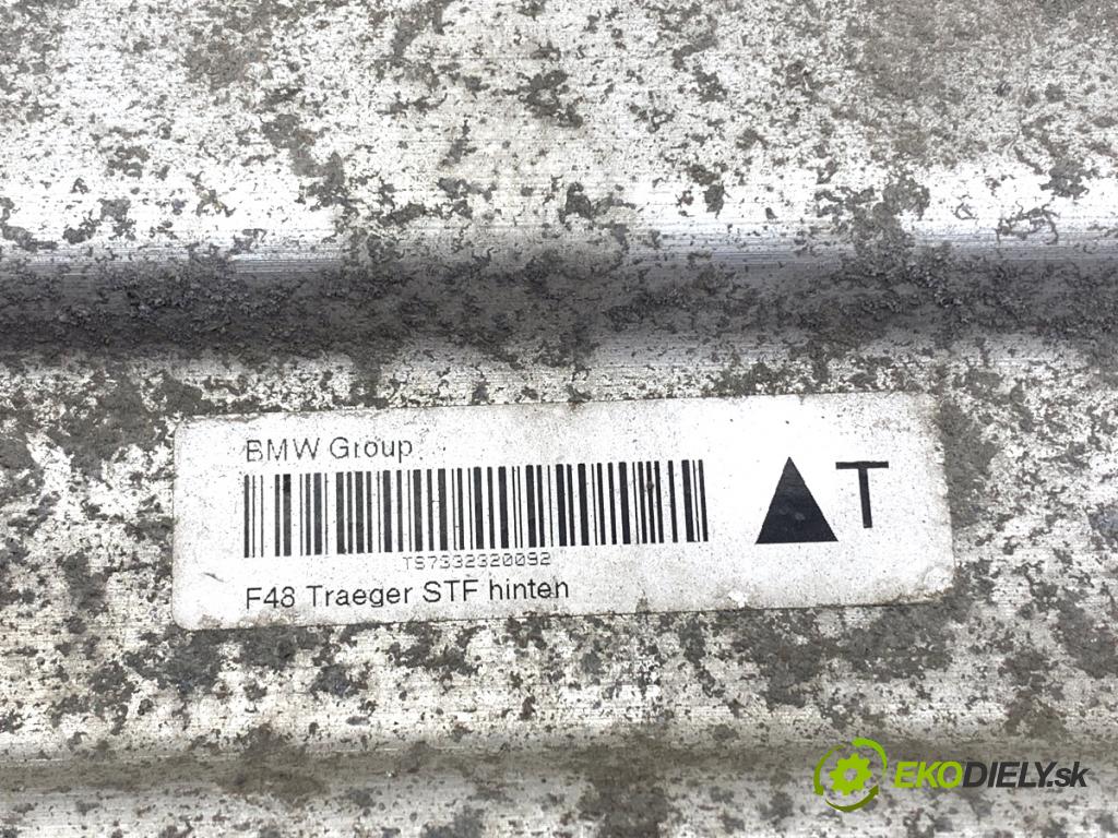 BMW F48 SUV 2018 103 kW sDrive 18 i 1499 výztuha nárazníka zadní část  (Zadní výztuha)