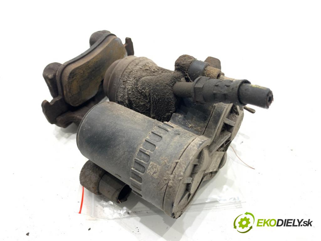 BMW F48 SUV 2018 103 kW sDrive 18 i 1499 Brzdič strmeň pravy zad