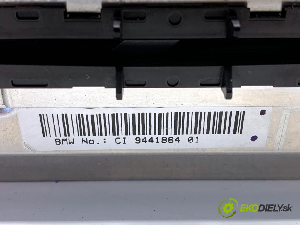 BMW F48 SUV 2018 103 kW sDrive 18 i 1499 RADIO 9441864 (Audio zariadenie)