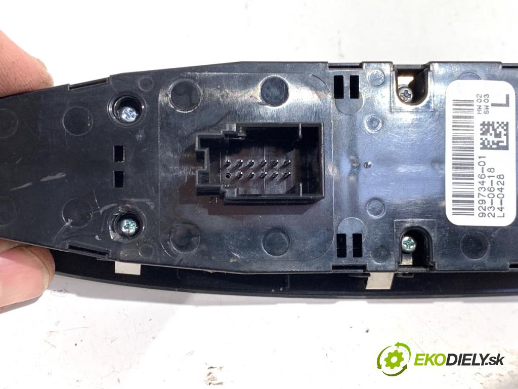 BMW F48 SUV 2018 103 kW sDrive 18 i 1499 Prepínač okien 9297346 (Prepínacie páčky pod volantom)