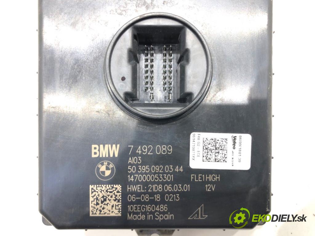 BMW F48 SUV 2018 103 kW sDrive 18 i 1499 měnič XENON 7492089 (Řídící jednotka xenonu)