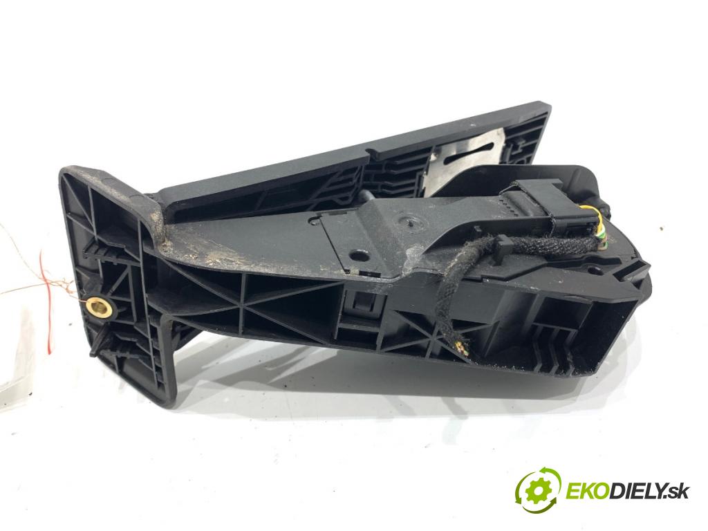 BMW F48 SUV 2018 103 kW sDrive 18 i 1499 Potenciometer plynu 6859999 (Potenciometer plynového pedálu)