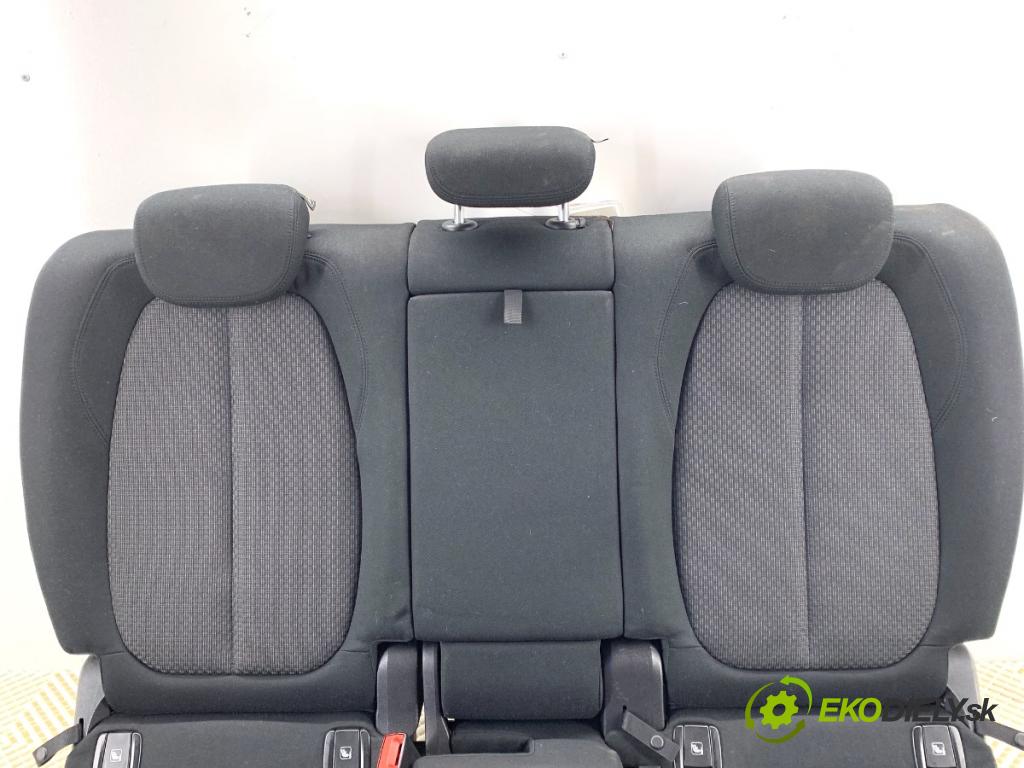 BMW F48 SUV 2018 103 kW sDrive 18 i 1499 Sedadlo druhý rad