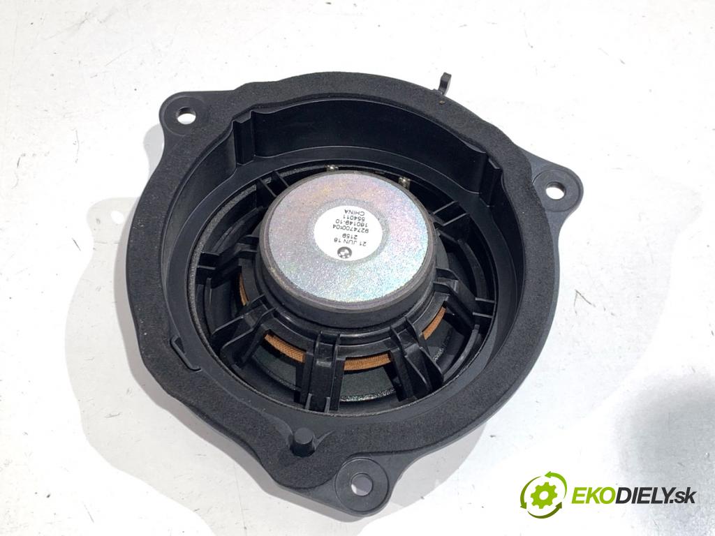 BMW F48 SUV 2018 103 kW sDrive 18 i 1499 reproduktory 9275995 9274700