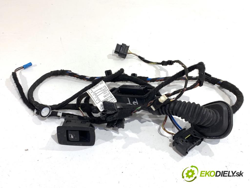 BMW F48 SUV 2018 103 kW sDrive 18 i 1499 Káblovačka Dvere zad pravy 6840095