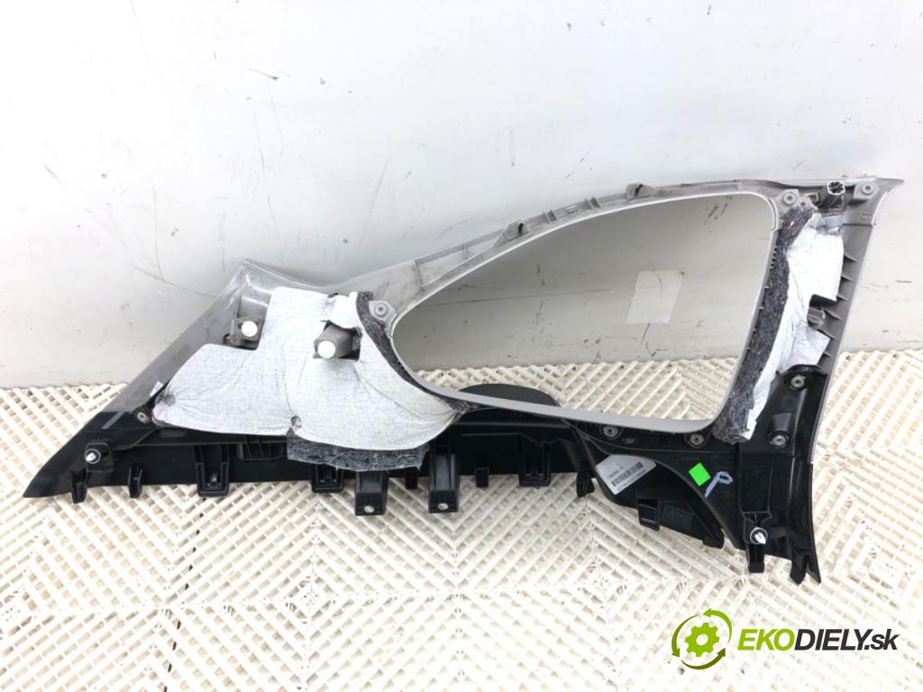 BMW F48 SUV 2018 103 kW sDrive 18 i 1499 Clona stĺpika pravy zad 7382852 7332820
