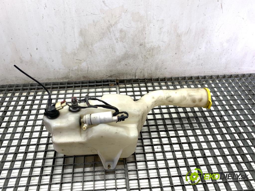 CHRYSLER 300C sedan 2007 160 kW 3.0 CRD 2987 Nádržka ostrekovačov 04805740AA