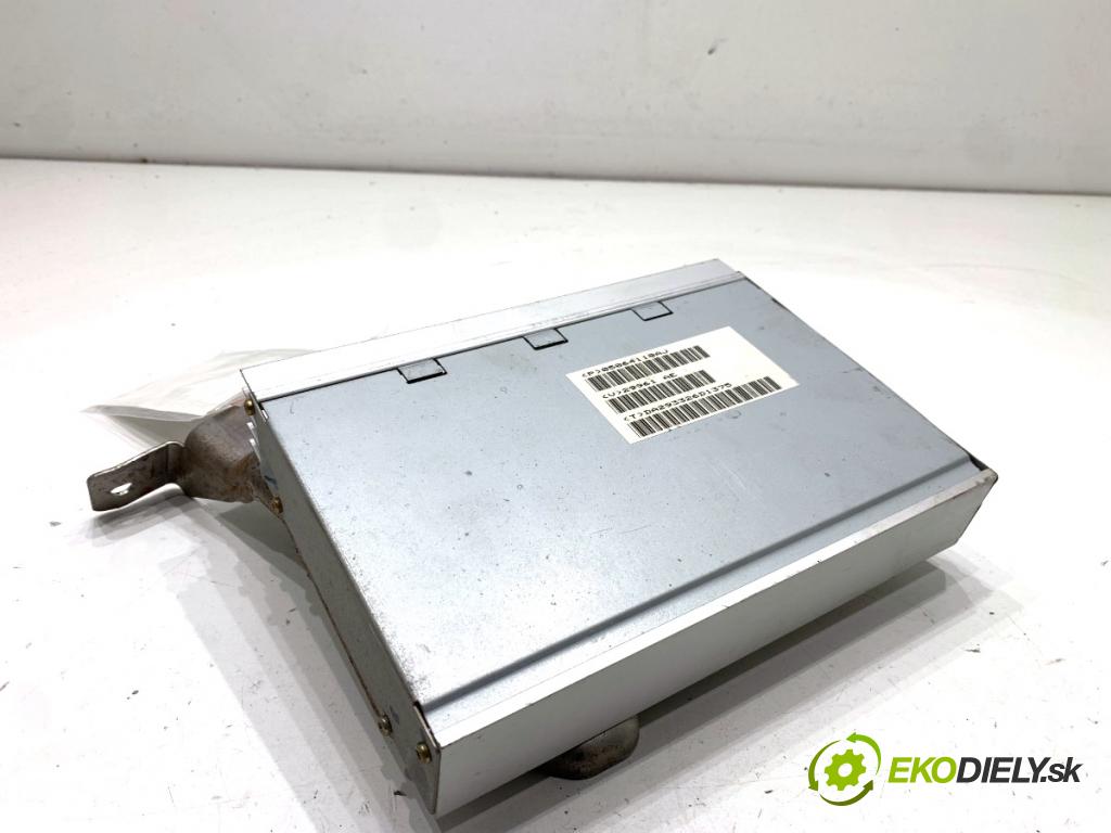 CHRYSLER 300C sedan 2007 160 kW 3.0 CRD 2987 Zosilňovač 05064118AJ (Zosilňovač)