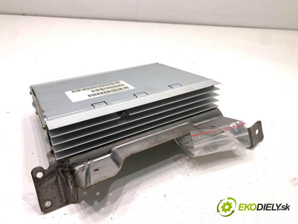 CHRYSLER 300C sedan 2007 160 kW 3.0 CRD 2987 Zosilňovač 05064118AJ (Zosilňovač)