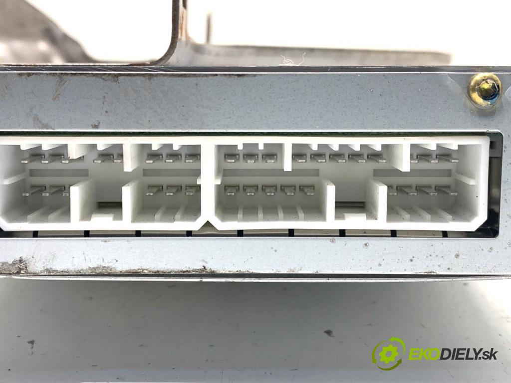 CHRYSLER 300C sedan 2007 160 kW 3.0 CRD 2987 Zosilňovač 05064118AJ (Zosilňovač)