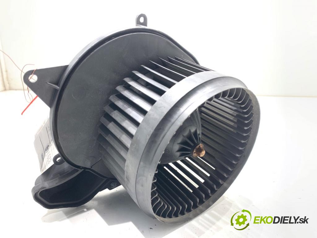 CHRYSLER 300C sedan 2007 160 kW 3.0 CRD 2987 ventilátor kúrenia 9405315