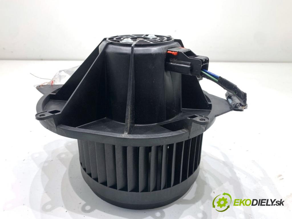 CHRYSLER 300C sedan 2007 160 kW 3.0 CRD 2987 ventilátor kúrenia 9405315