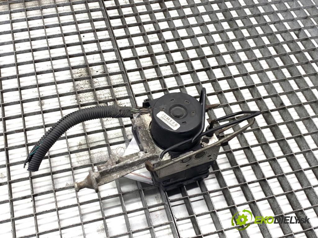 CHRYSLER 300C sedan 2007 160 kW 3.0 CRD 2987 Pumpa ABS 00404577C200 (Pumpa ABS)