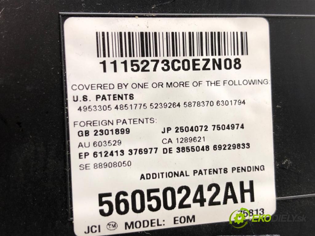 CHRYSLER 300C sedan 2007 160 kW 3.0 CRD 2987 Svetlo stropné 56050242AH