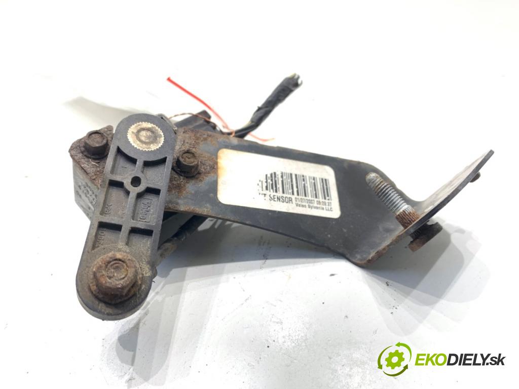 CHRYSLER 300C sedan 2007 160 kW 3.0 CRD 2987 Snímač XENON  (Snímač)