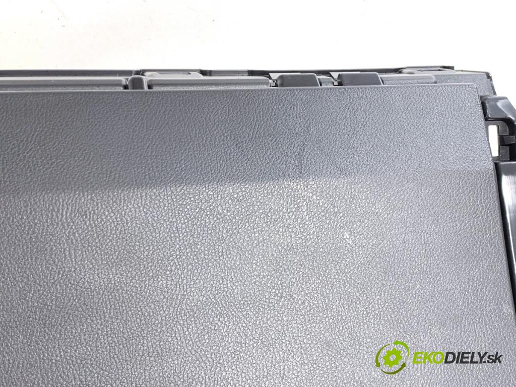 LEXUS LBX  2025 100 kW Hybrid (MAYH10)   (1490 ccm / 100 kW / 136 KM) 1490 Priehradka, kastlík spolujazdca  (Priehradka (kastlík))