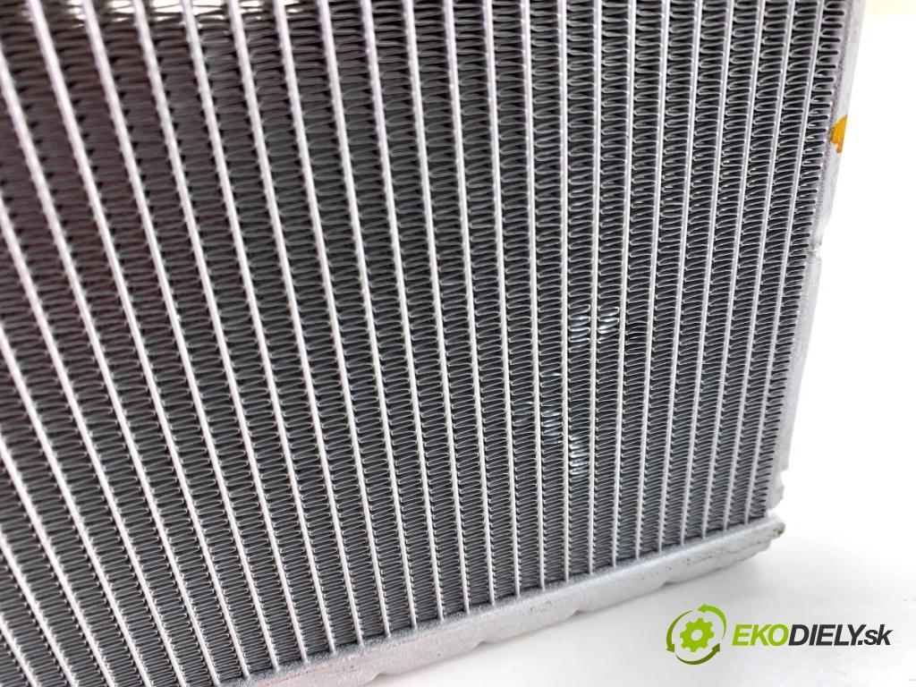 LEXUS LBX  2025 100 kW Hybrid (MAYH10)   (1490 ccm / 100 kW / 136 KM) 1490 Výhrevné teleso, radiátor kúrenia  (Radiátor kúrenia)