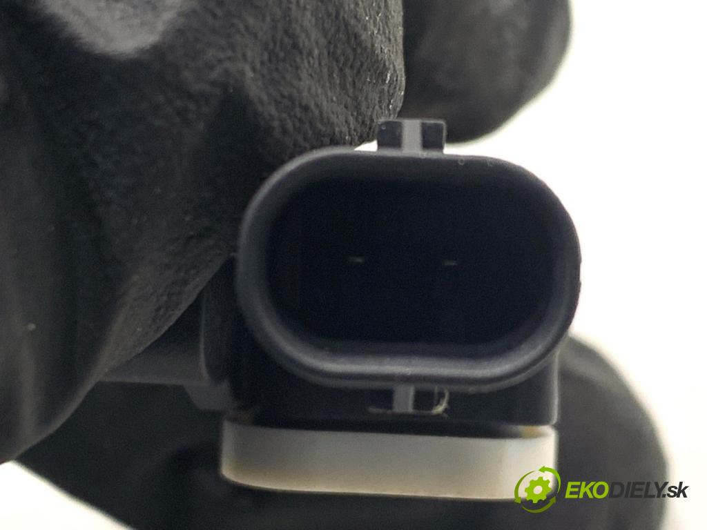 LEXUS LBX  2025 100 kW Hybrid (MAYH10)   (1490 ccm / 100 kW / 136 KM) 1490 Snímač nárazu 89831-52160 (Snímač nárazu)