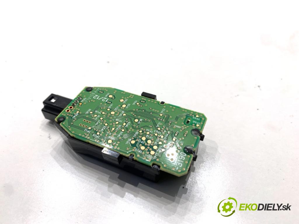 LEXUS LBX  2025 100 kW Hybrid (MAYH10)   (1490 ccm / 100 kW / 136 KM) 1490 Snímač dažďa 89941-52040 (Snímač dažďa)