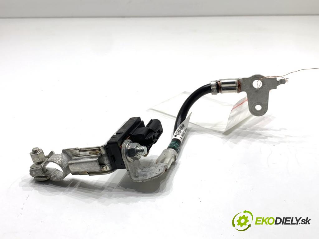 LEXUS LBX  2025 100 kW Hybrid (MAYH10)   (1490 ccm / 100 kW / 136 KM) 1490 svorka MINUS: 28850-K0020