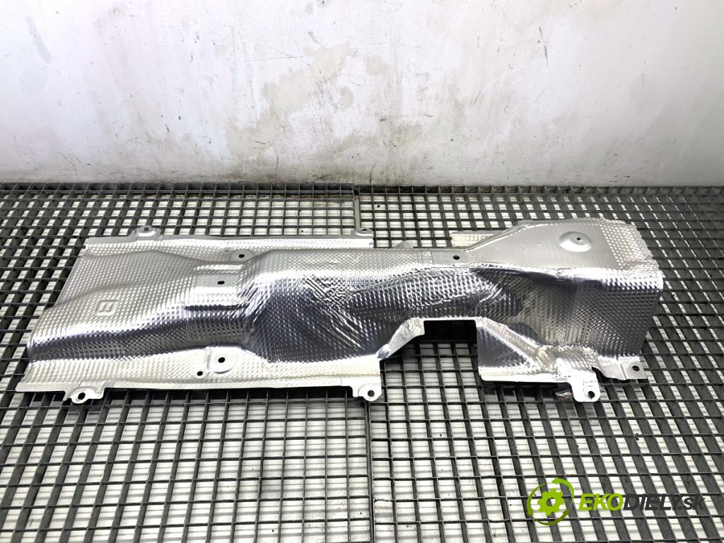 LEXUS LBX  2025 100 kW Hybrid (MAYH10)   (1490 ccm / 100 kW / 136 KM) 1490 Clona termický 