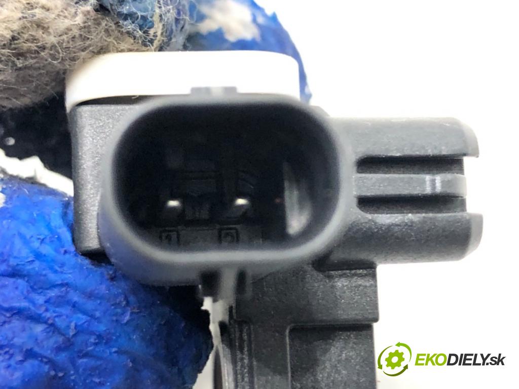 LEXUS LBX 2025 100 kW Hybrid (MAYH10) (1490 ccm / 100 kW / 136 KM) 1490 Snímač nárazu 89831-52160 (Snímač nárazu)