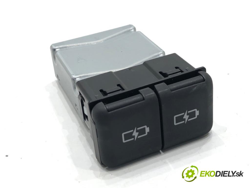 LEXUS LBX  2025 100 kW Hybrid (MAYH10)   (1490 ccm / 100 kW / 136 KM) 1490 HNÍZDO: USB 85532-78010