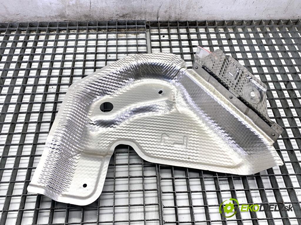 LEXUS LBX  2025 100 kW Hybrid (MAYH10)   (1490 ccm / 100 kW / 136 KM) 1490 Clona termický 