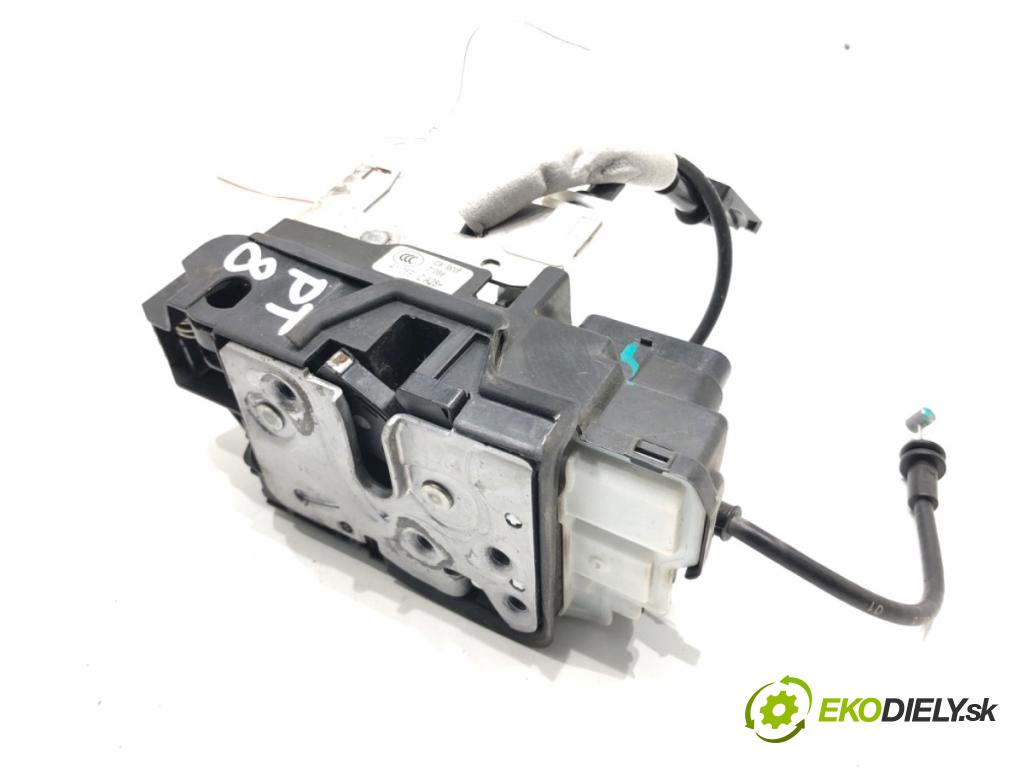 VOLVO S90 II sedan 2019 223 kW T8 Hybrid AWD 1969 zámok Dvere pravy zad 31462449