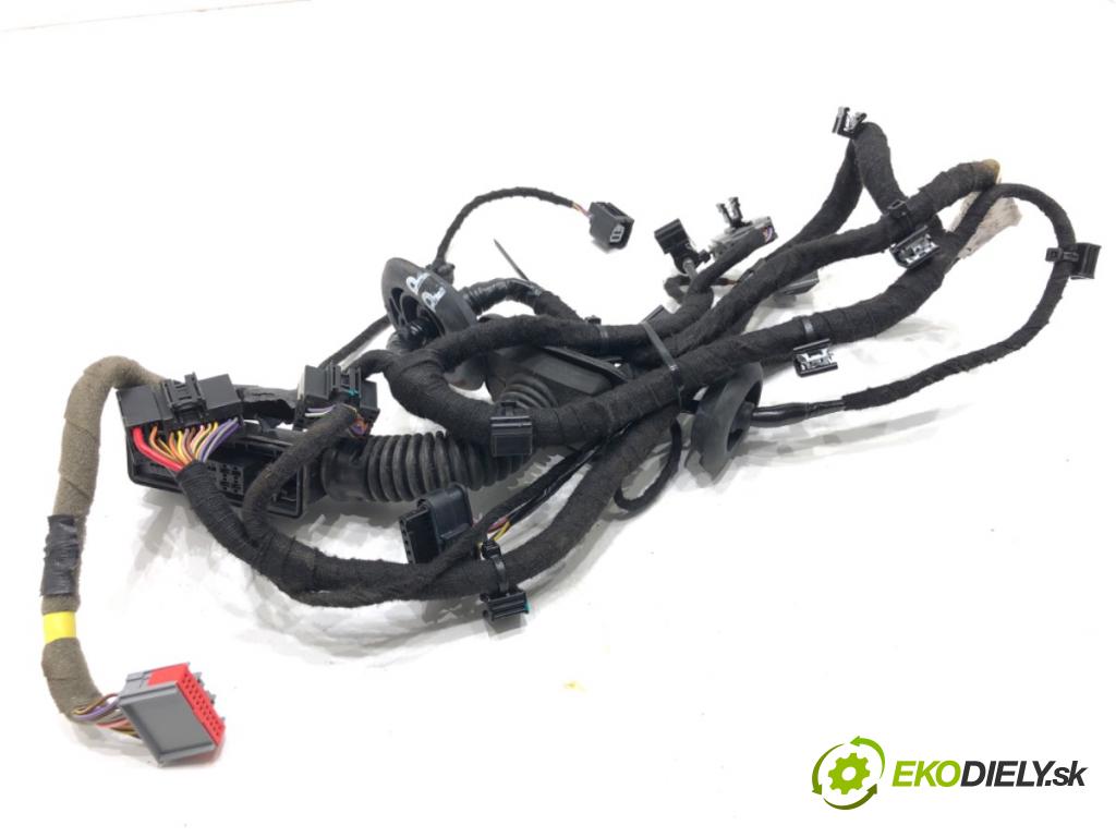 VOLVO S90 II sedan 2019 223 kW T8 Hybrid AWD 1969 káblovačka dveře přední část pravý