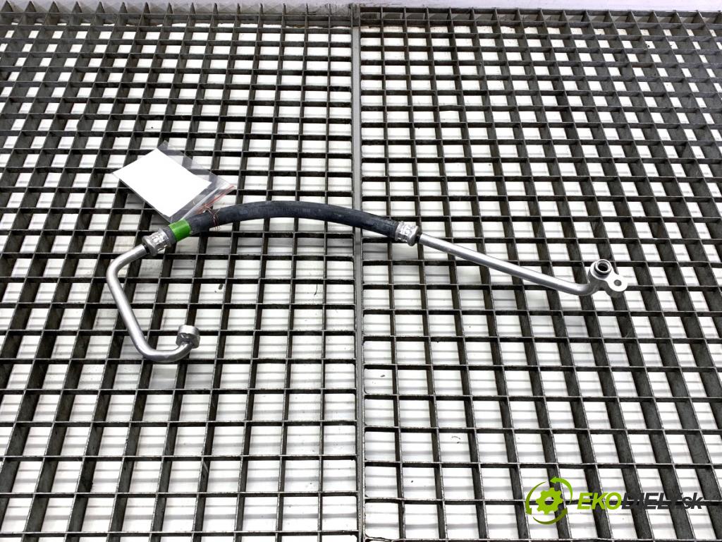 LEXUS LBX  2025 100 kW Hybrid (MAYH10)   (1490 ccm / 100 kW / 136 KM) 1490 rúrka klimatizace  (Trubka klimatizace)