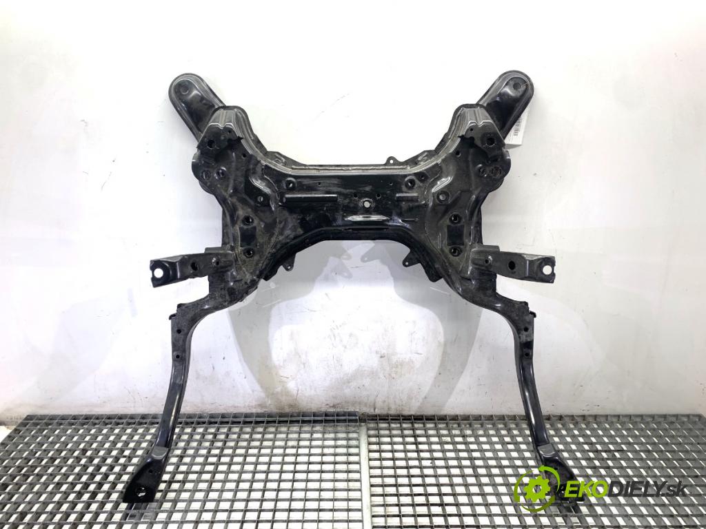 LEXUS LBX  2025 100 kW Hybrid (MAYH10)   (1490 ccm / 100 kW / 136 KM) 1490 výztuha pod motor  (Přední výztuha)