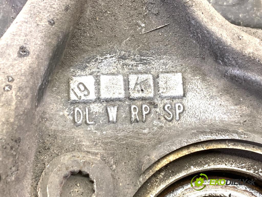 VW PASSAT B7 Kombi 2012 103 kW 2.0 TDI 1968 náboj ľavy predný