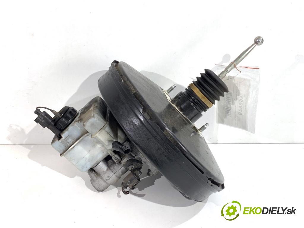 VW PASSAT B7 Kombi 2012 103 kW 2.0 TDI 1968 Posilovač bŕzd 3C1614105AP