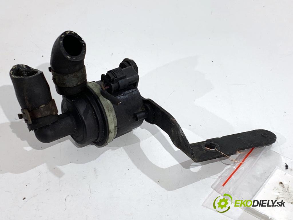 VW PASSAT B7 Kombi 2012 103 kW 2.0 TDI 1968 DALŠÍ: Pumpa vody 5N0965561A (Vodná pumpa)