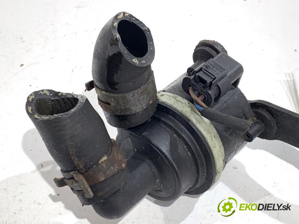 VW PASSAT B7 Kombi 2012 103 kW 2.0 TDI 1968 DALŠÍ: Pumpa vody 5N0965561A (Vodná pumpa)