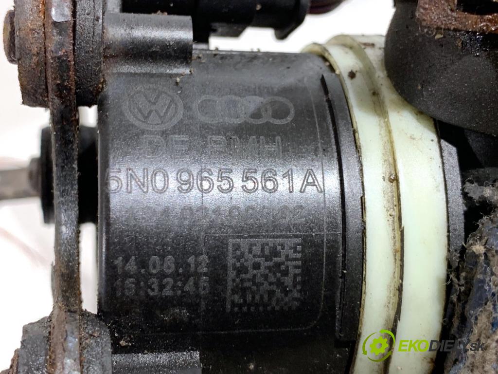 VW PASSAT B7 Kombi 2012 103 kW 2.0 TDI 1968 DALŠÍ: Pumpa vody 5N0965561A (Vodná pumpa)