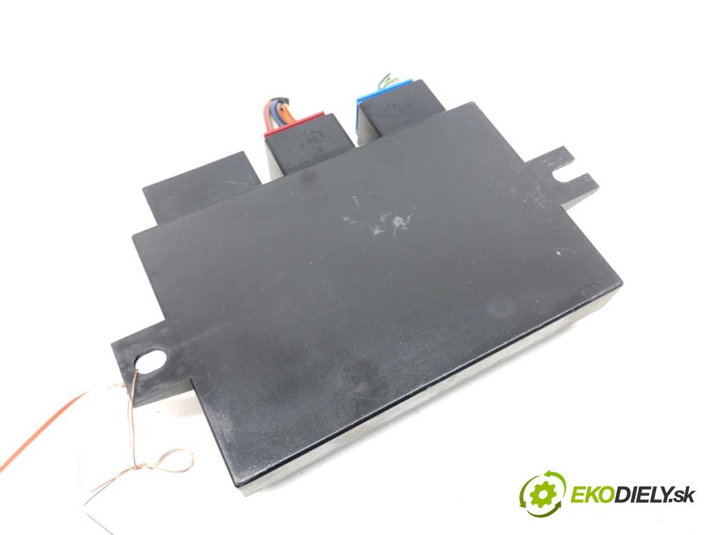 VW PASSAT B7 Kombi 2012 103 kW 2.0 TDI 1968 Modul ťažného oka 7N0907383 (Riadiaca jednotka ostatné)