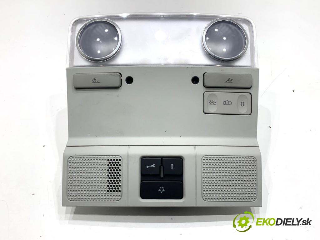 VW PASSAT B7 Kombi 2012 103 kW 2.0 TDI 1968 Svetlo stropné 1K0947105AE