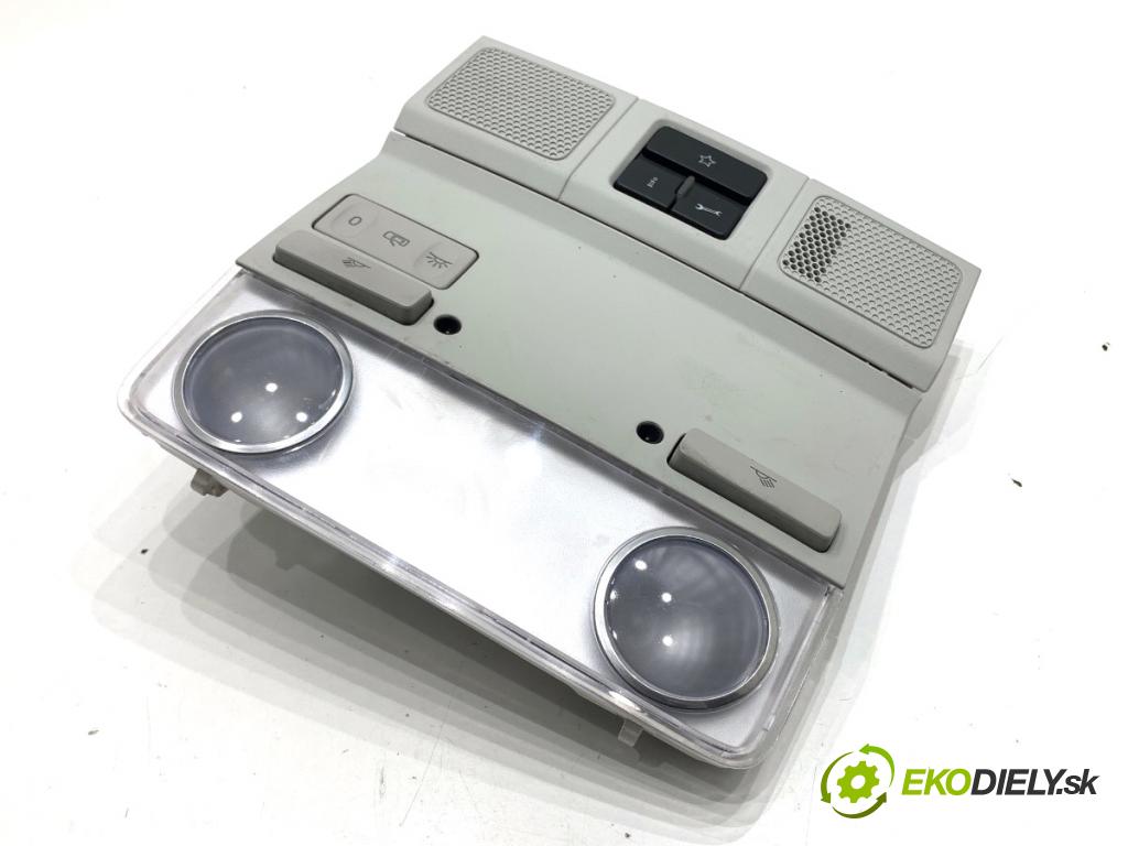 VW PASSAT B7 Kombi 2012 103 kW 2.0 TDI 1968 Svetlo stropné 1K0947105AE