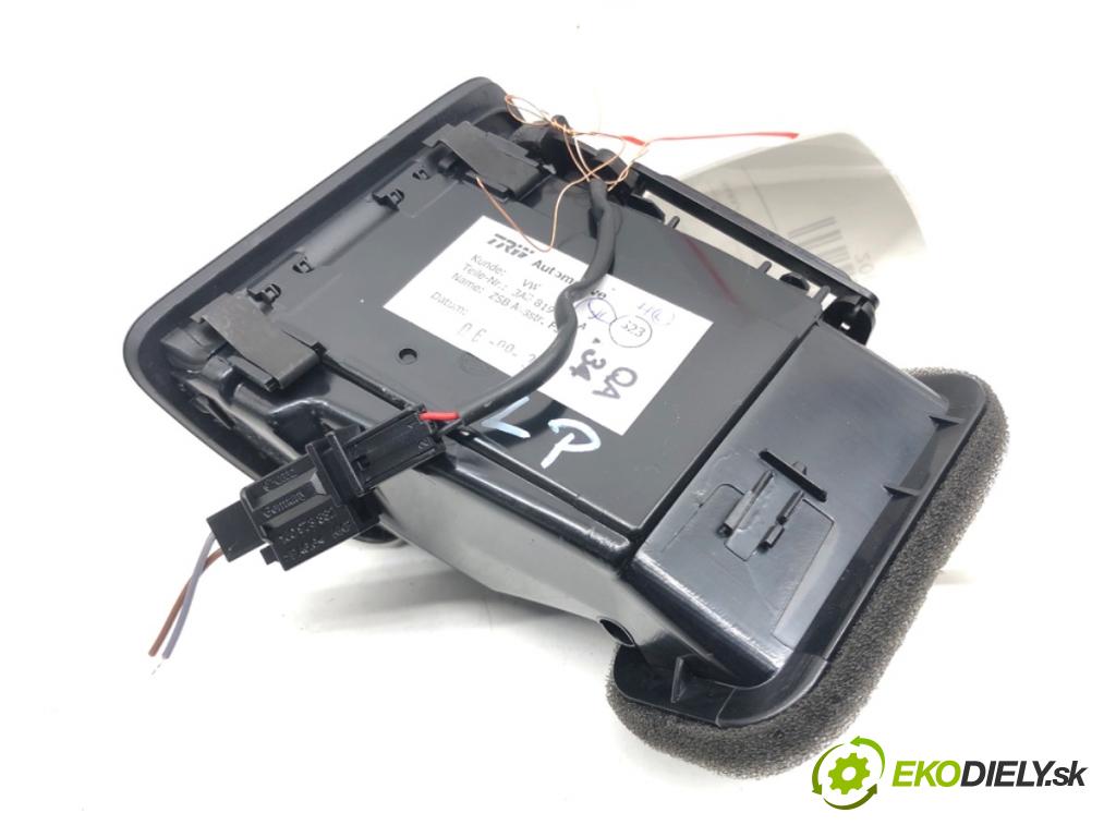 VW PASSAT B7 Kombi 2012 103 kW 2.0 TDI 1968 Mriežky kúrenia ľavy predný 3AB819701A