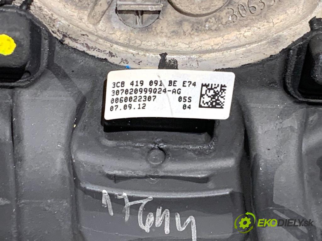 VW PASSAT B7 Kombi 2012 103 kW 2.0 TDI 1968 volant 3C8419091BE (Volant)