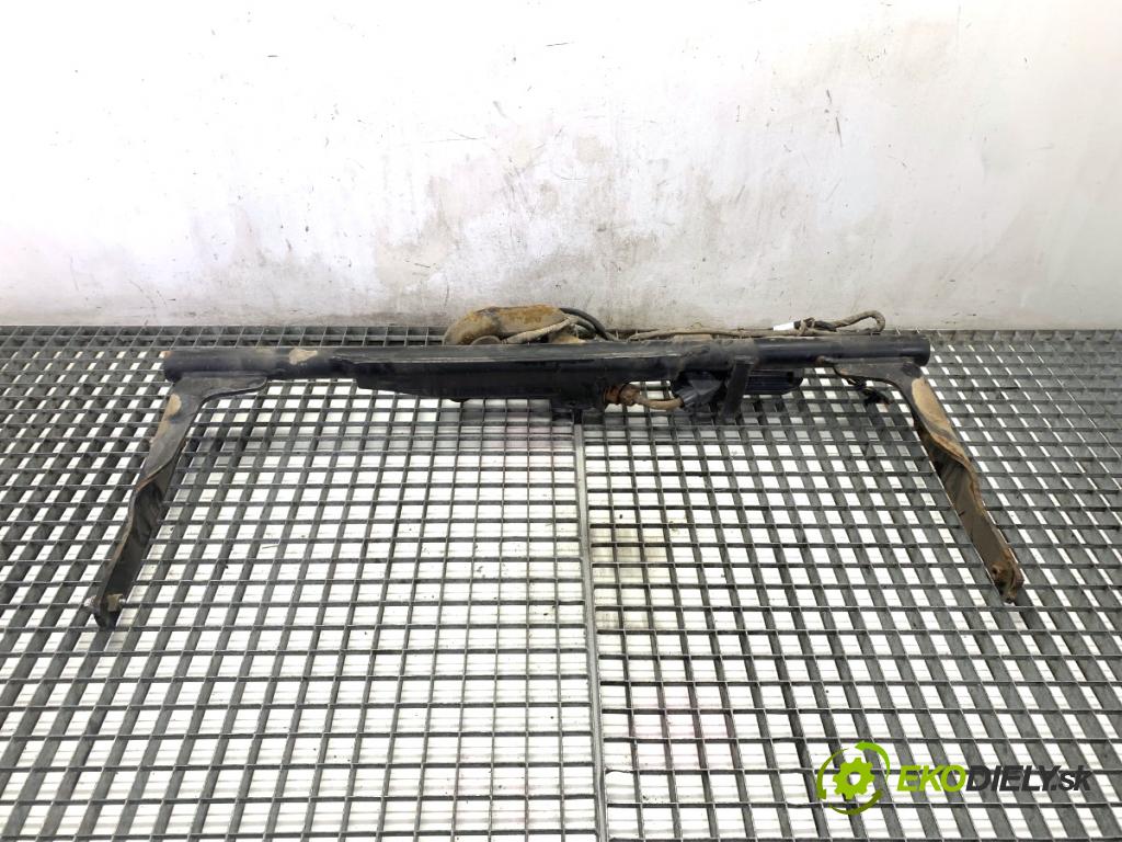 VW PASSAT B7 Kombi 2012 103 kW 2.0 TDI 1968 Hák tažné zařízení 3AA803880G (Tažné zařízení)