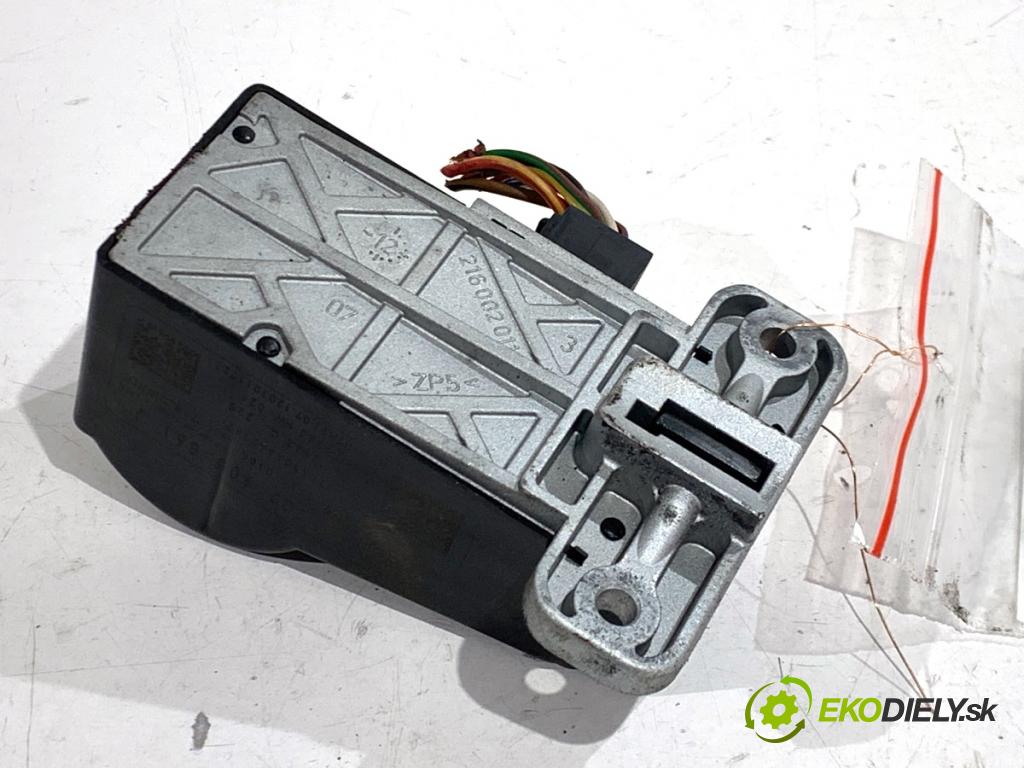 VW PASSAT B7 Kombi 2012 103 kW 2.0 TDI 1968 blokáda volantu 3C0905861J (Řízení ostatní)