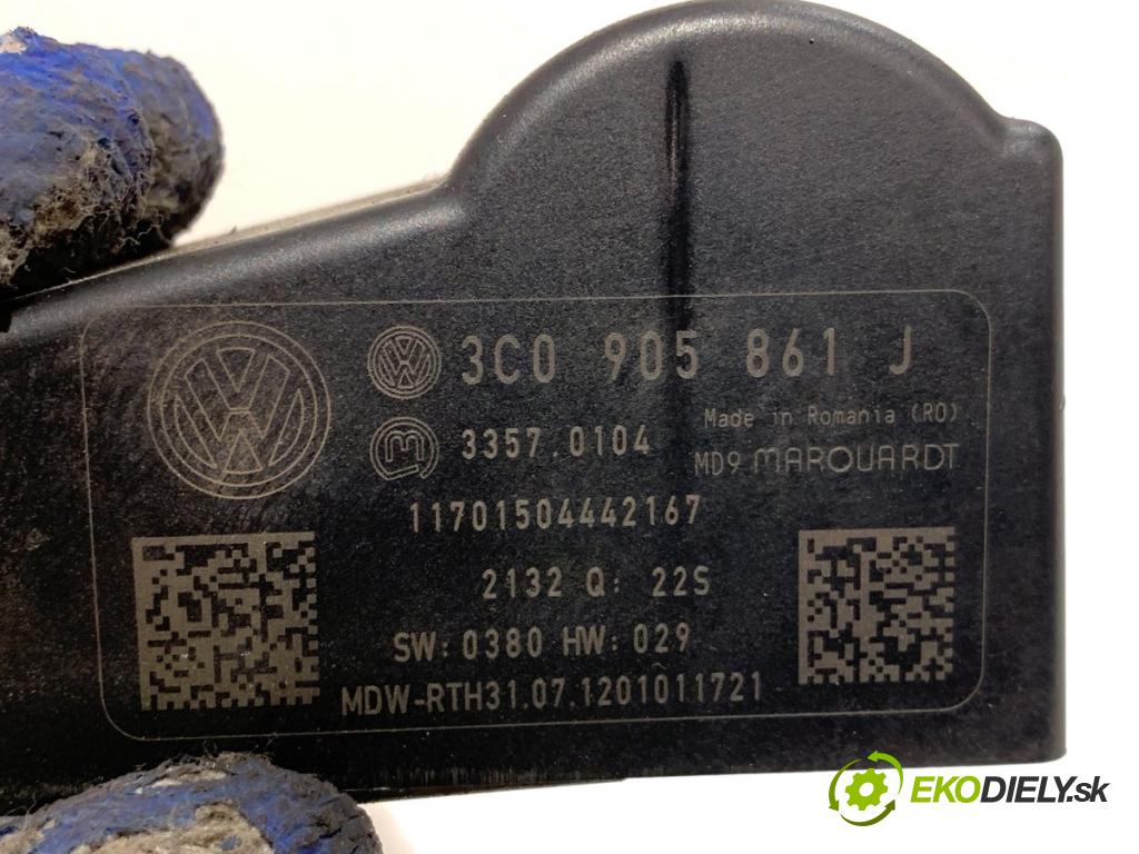 VW PASSAT B7 Kombi 2012 103 kW 2.0 TDI 1968 blokáda volantu 3C0905861J (Riadenie ostatné)