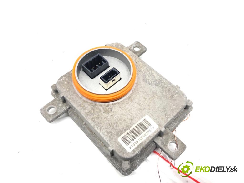 VW PASSAT B7 Kombi 2012 103 kW 2.0 TDI 1968 Menič XENON 8K0941597B (Riadiaca jednotka xenónu)