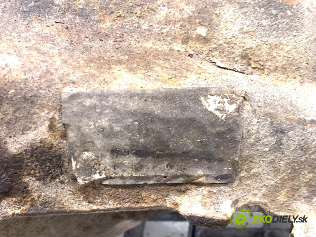 TOYOTA RAV 4 II SUV 2001 85 kW 2.0 D 4WD (CLA20_, CLA21_) 1995 Most ,diferenciál zad