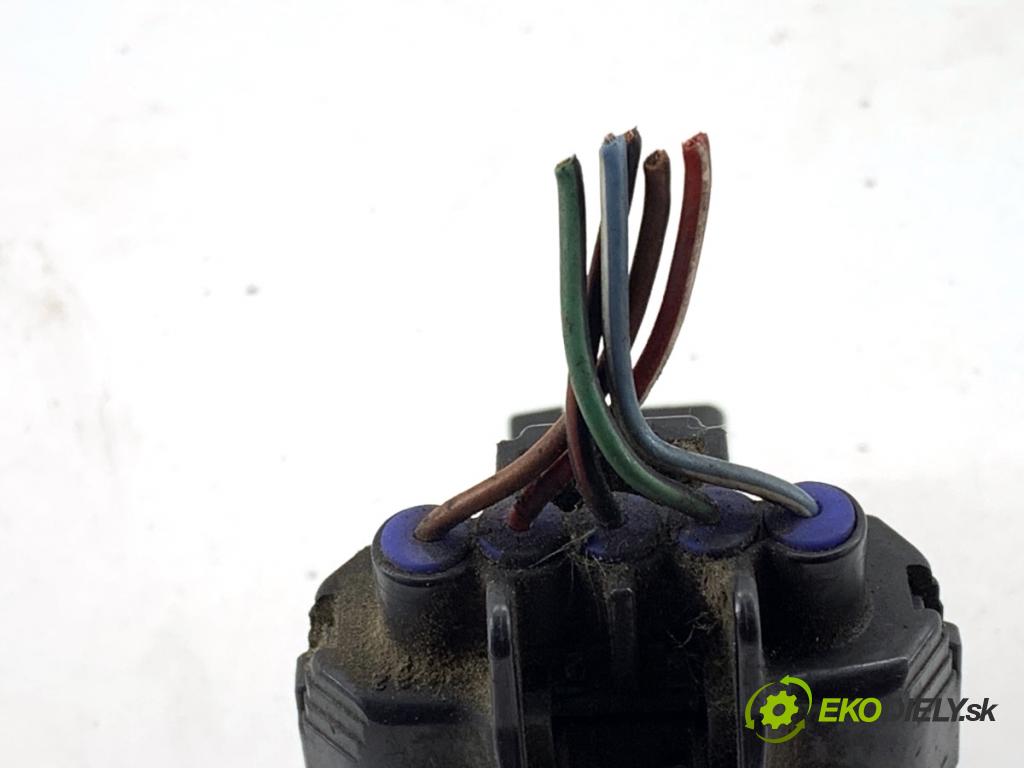 TOYOTA RAV 4 II SUV 2001 85 kW 2.0 D 4WD (CLA20_, CLA21_) 1995 Váha vzduchu 22204-27010 (Váha vzduchu)