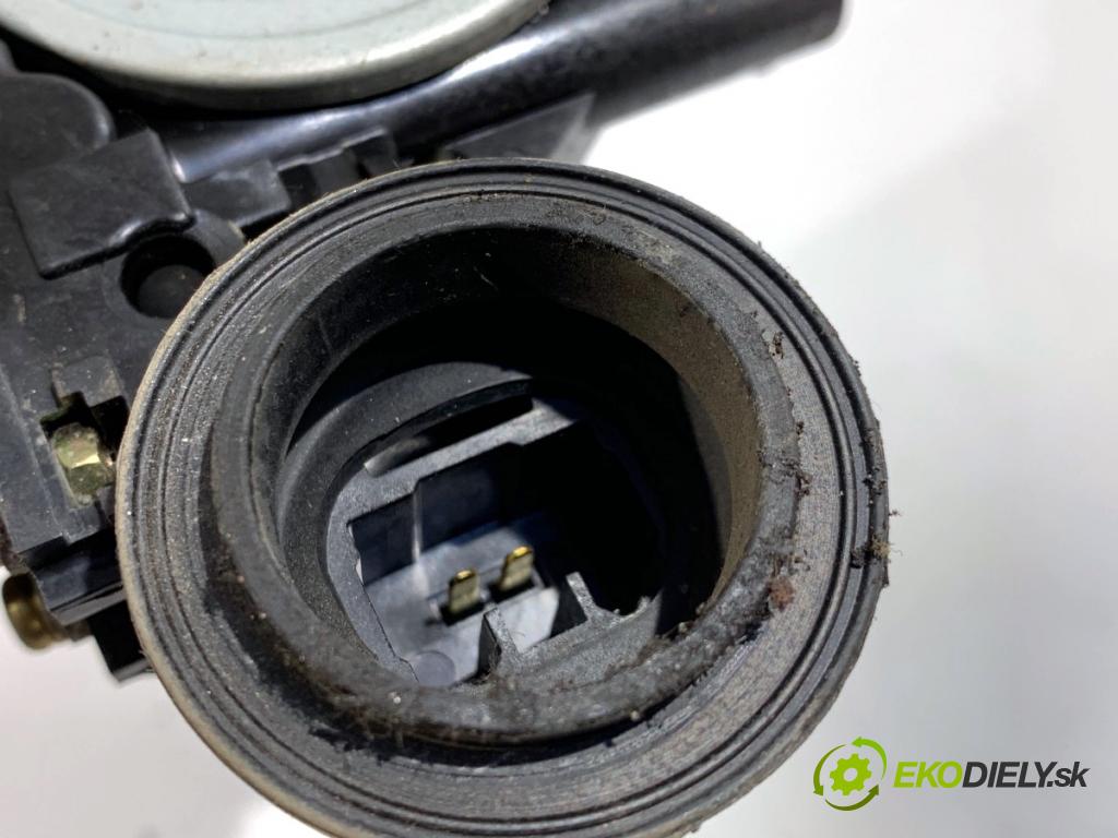 TOYOTA RAV 4 II SUV 2001 85 kW 2.0 D 4WD (CLA20_, CLA21_) 1995 mechanismus okna pravý přední část 85710-42070